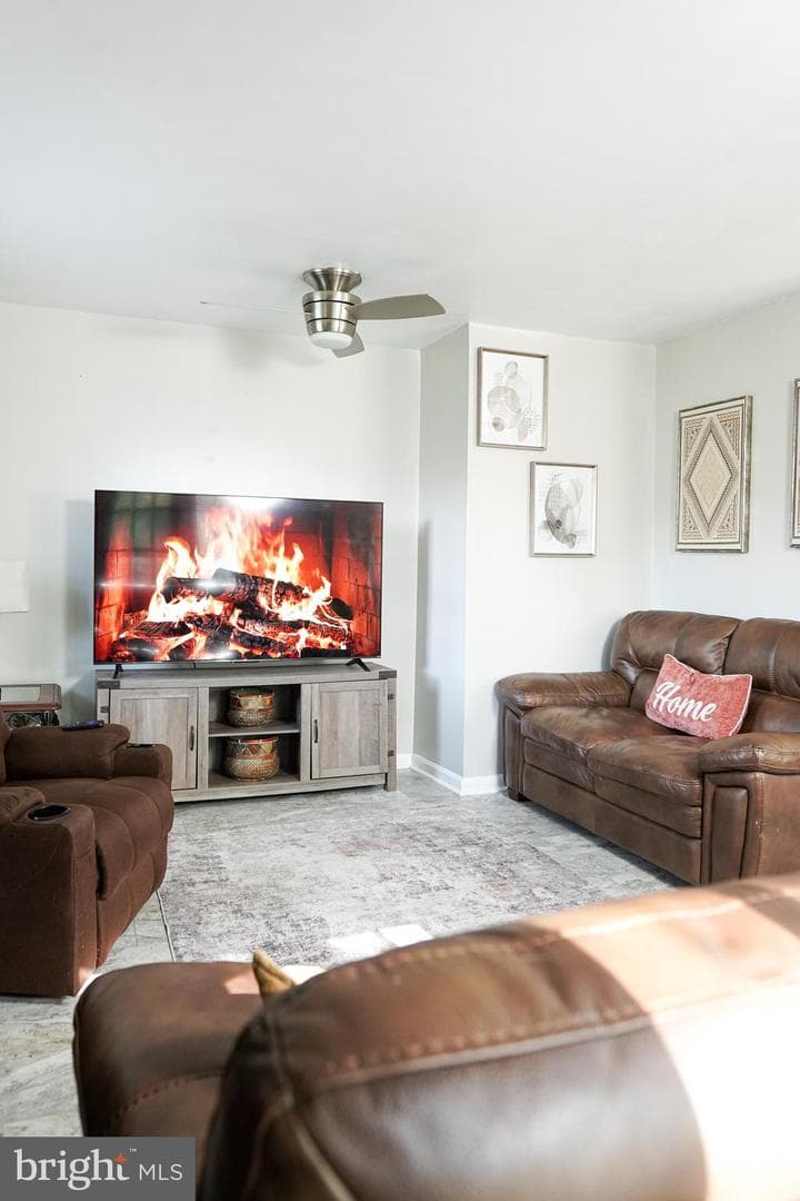 7901 Anne Ct photo 5