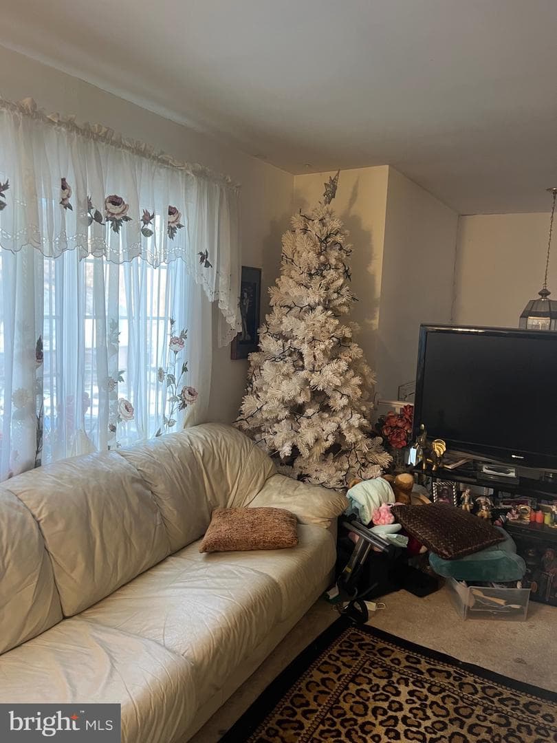 306 Aqua Lynn Drive, Fort Washington
