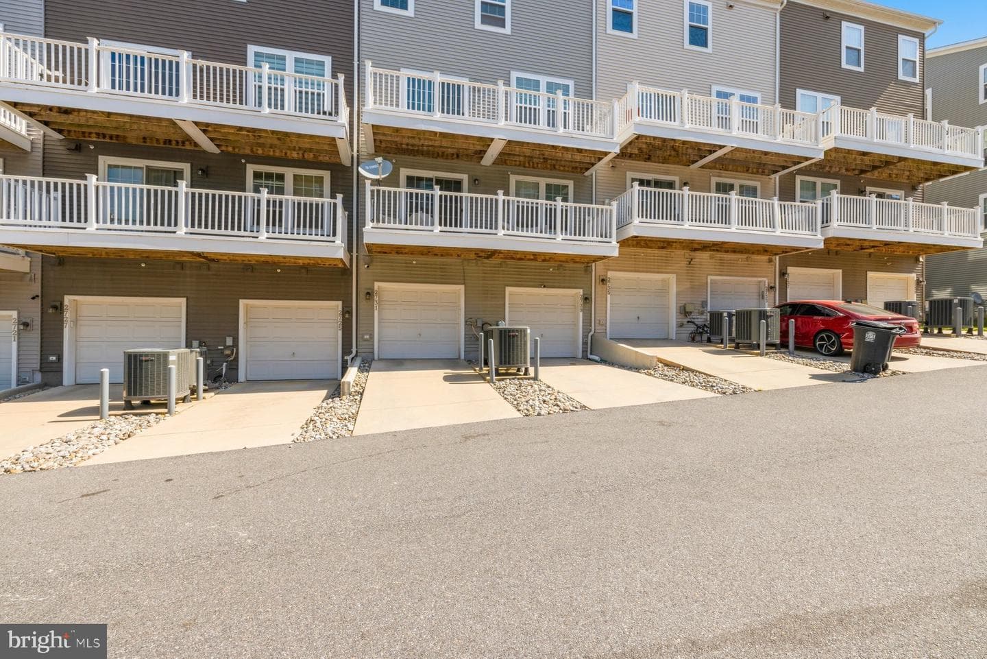 2731 Pinebrook Road photo 29