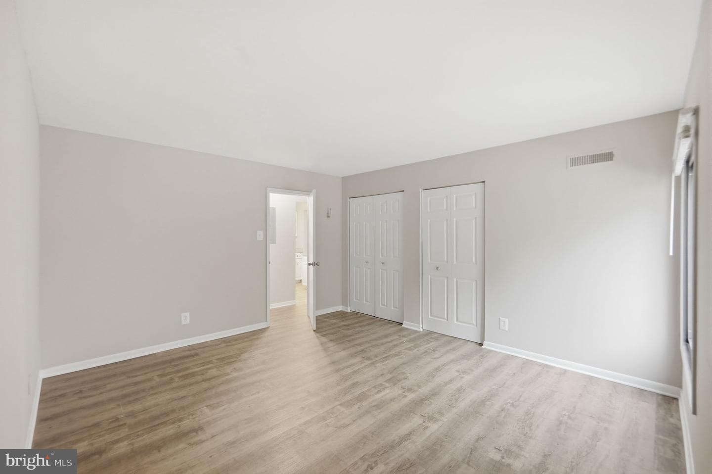 10114 Campus Way S #201-8c photo 18