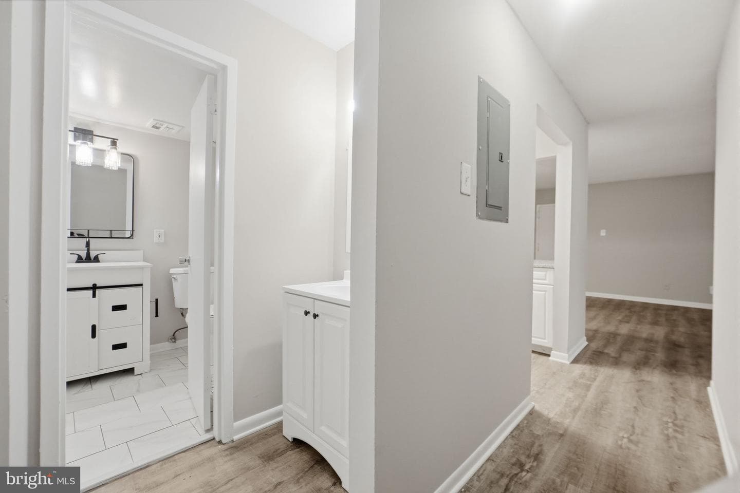 10114 Campus Way S #201-8c photo 21