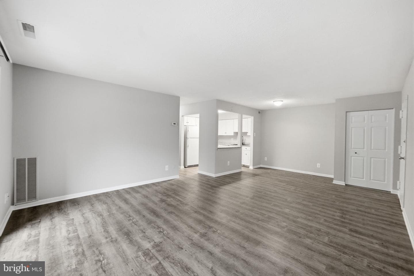 10114 Campus Way S #201-8c photo 7
