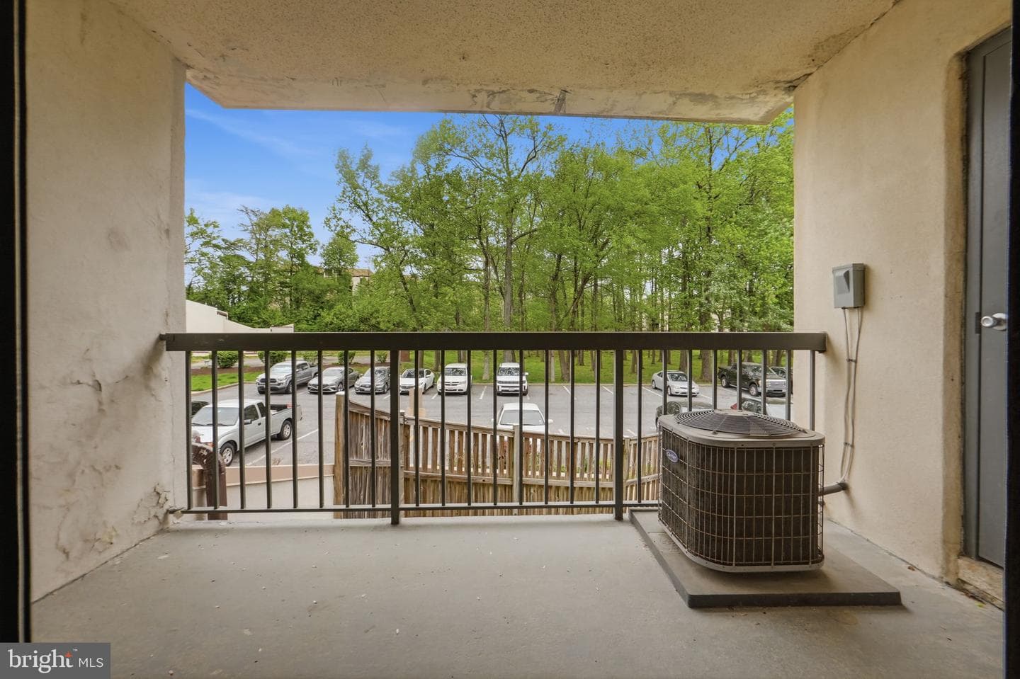 10114 Campus Way S #201-8c photo 9