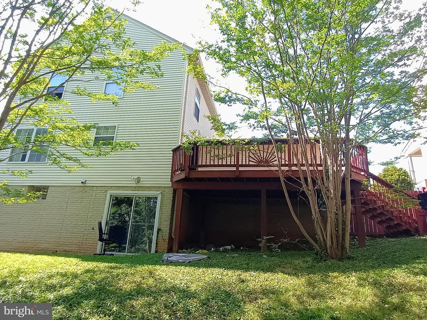 1009 Consideration Lane photo 2