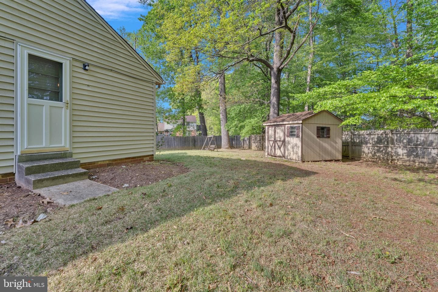 12902 Lakeston photo 16