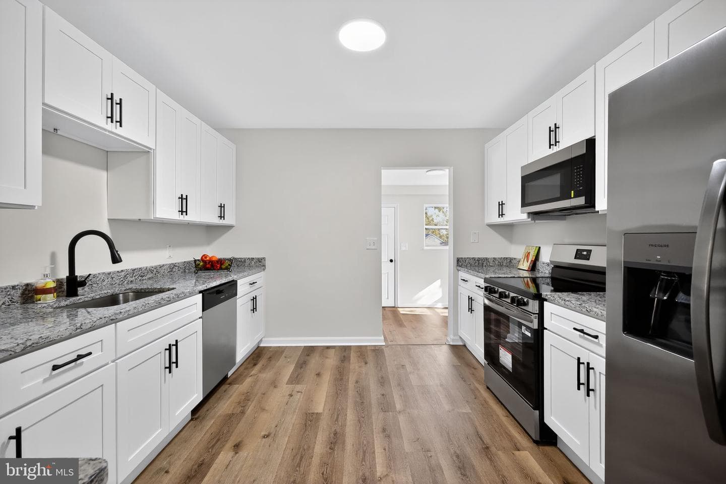 4508 Yates Road photo 4