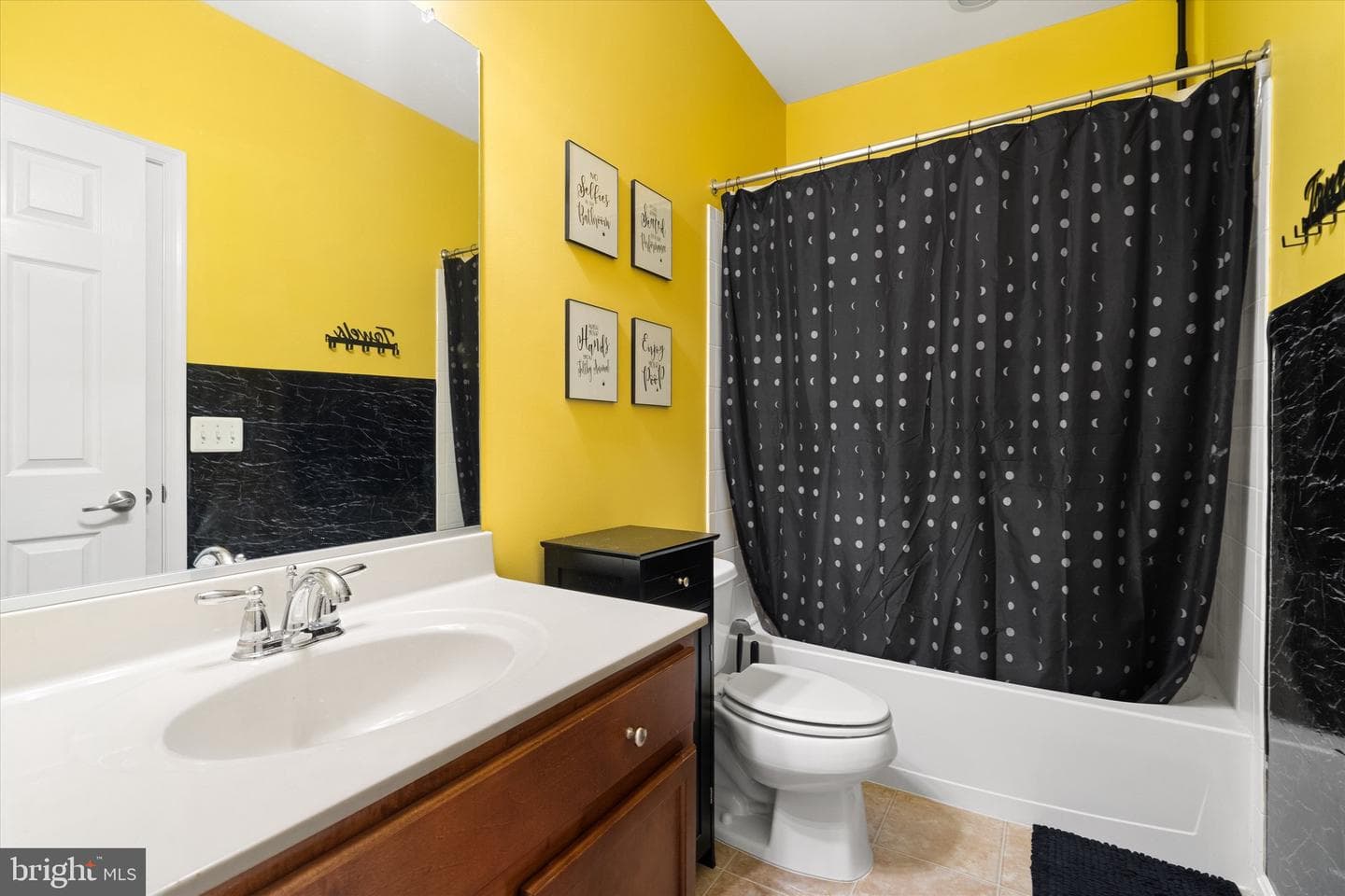 9817 Traver Street photo 21