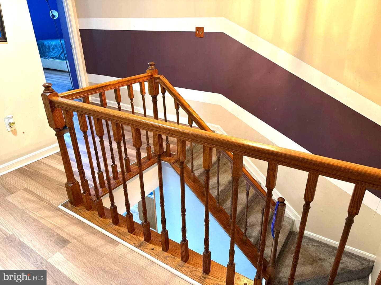 9348 Creekview Drive photo 32