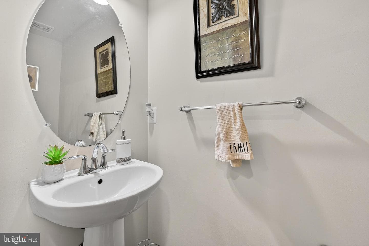 17108 Madrillon Way photo 17