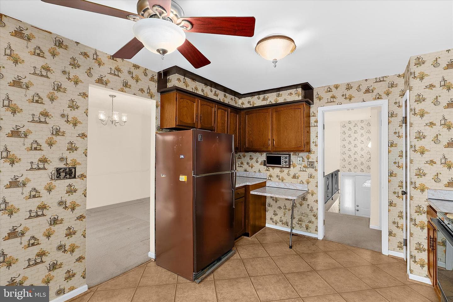 7708 Gambier Drive photo 11