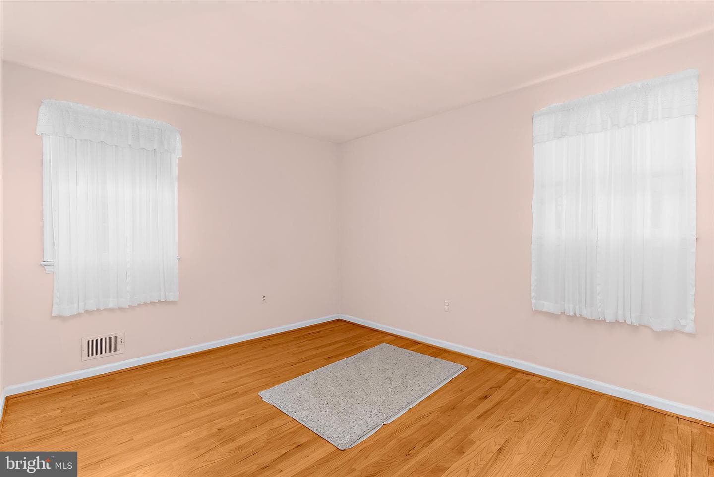 7708 Gambier Drive photo 19