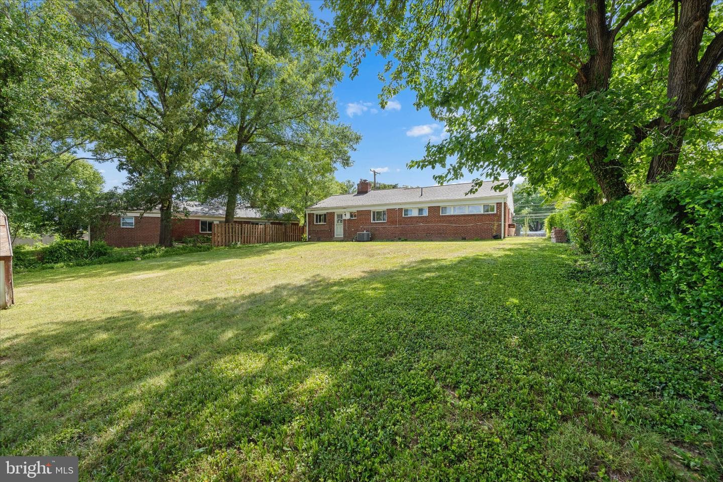 6803 Adelphi Rd photo 44