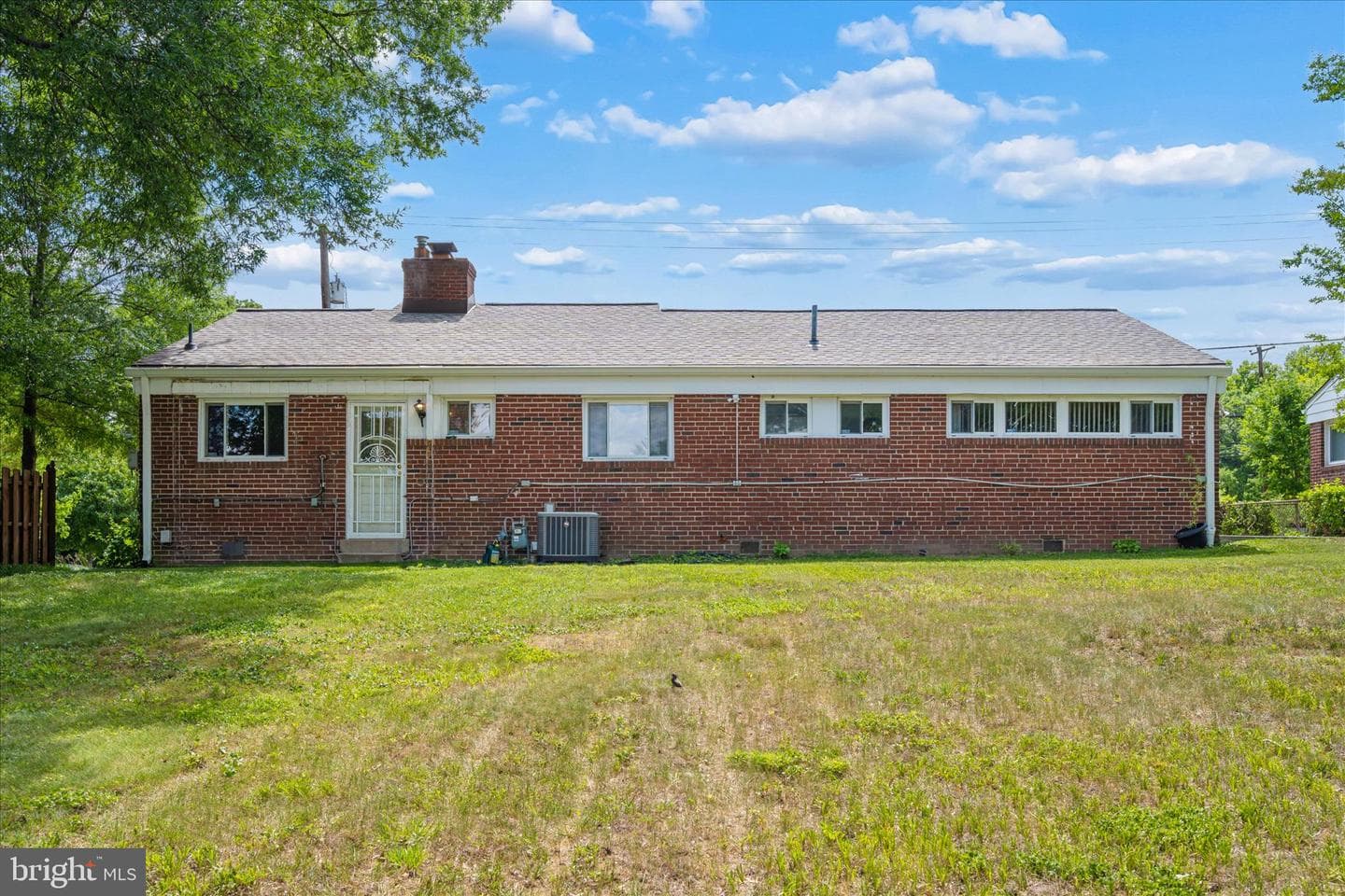 6803 Adelphi Rd photo 46