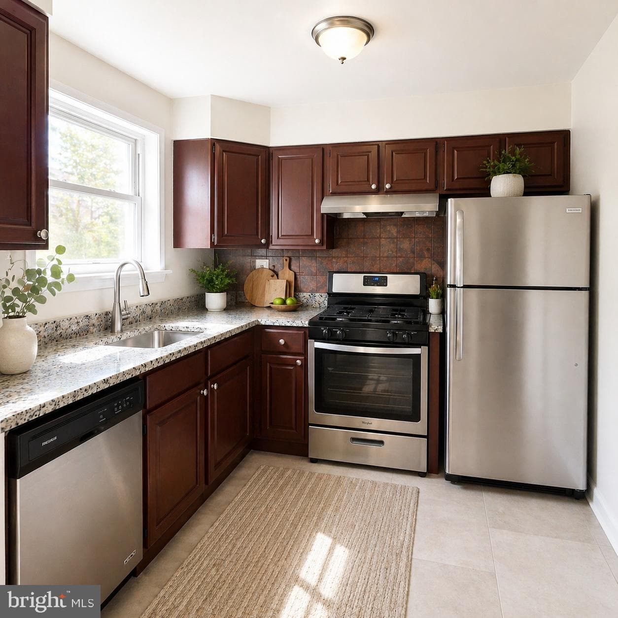 1833 Addison Road S photo 2