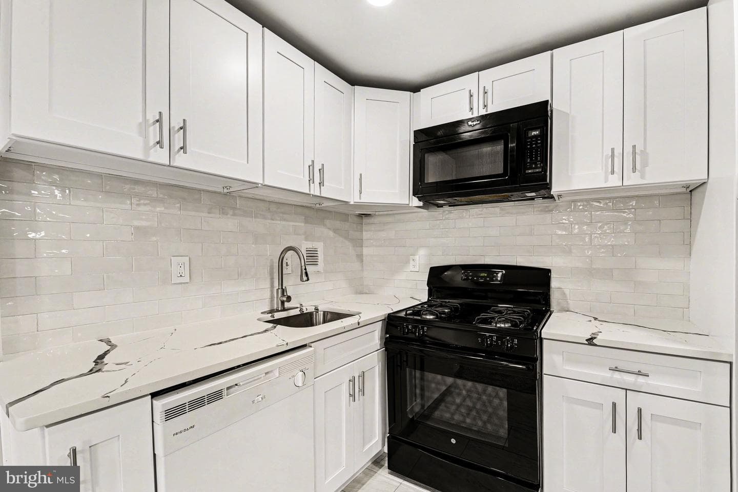 10301 45th Place #101, Beltsville