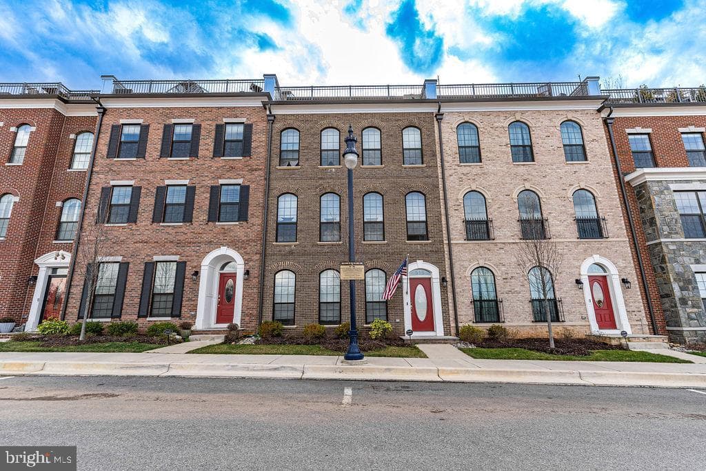 518 Triggerfish Drive, Oxon Hill