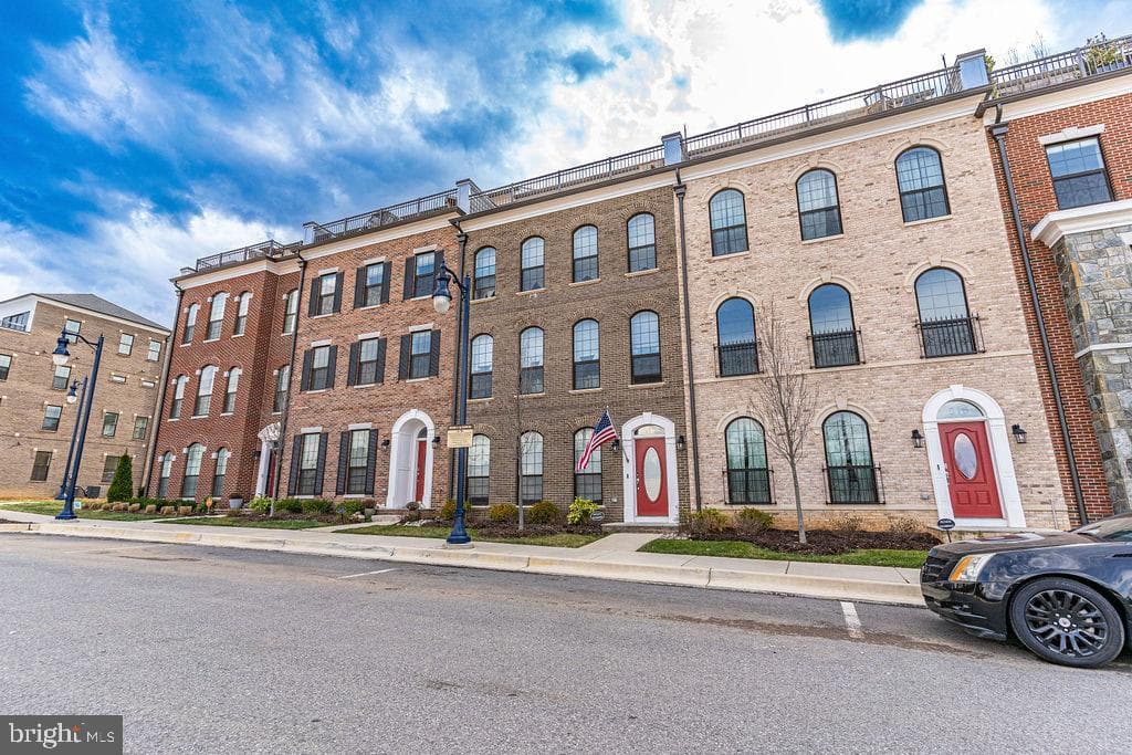 518 Triggerfish Drive, Oxon Hill