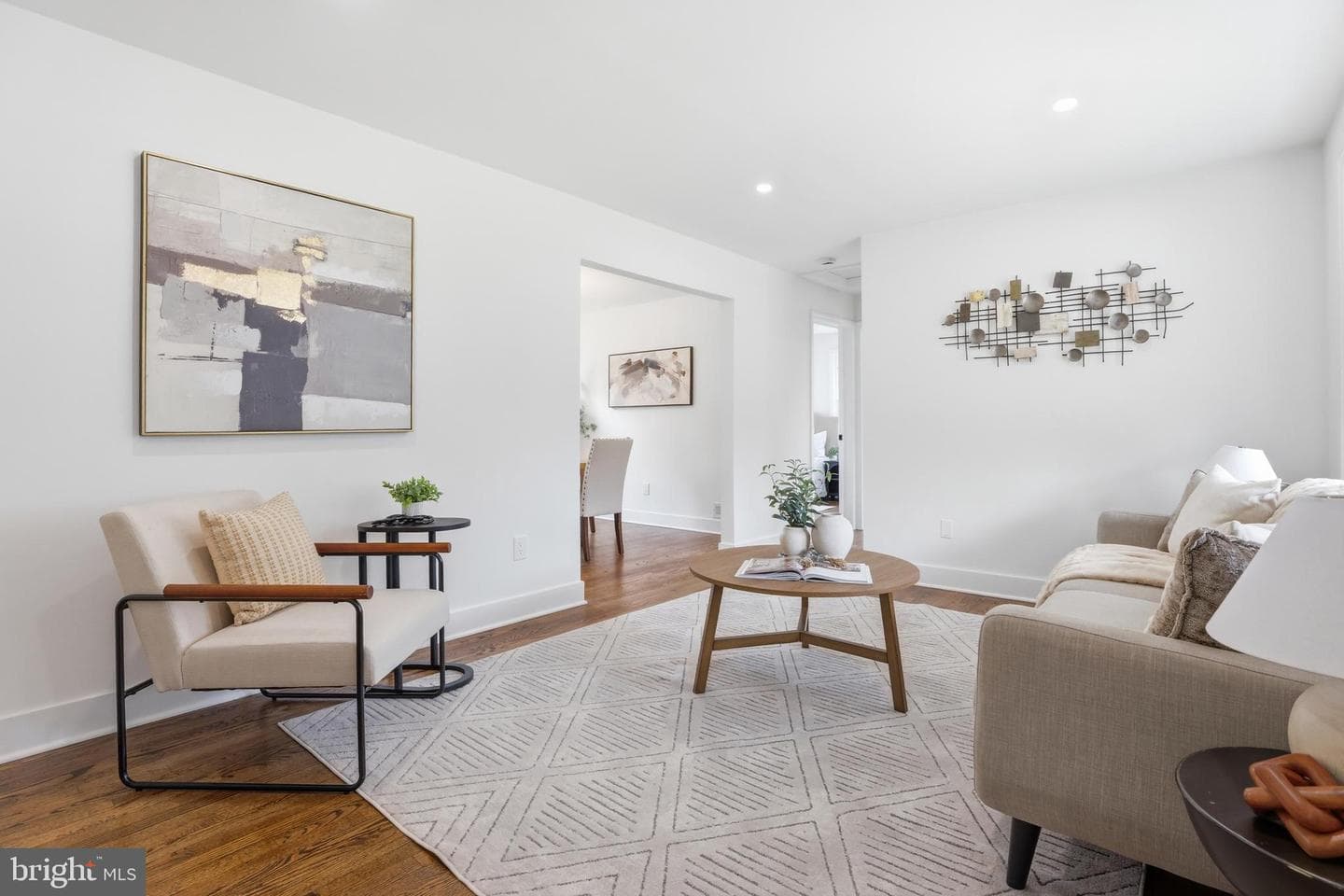 5013 Mineola Road photo 4