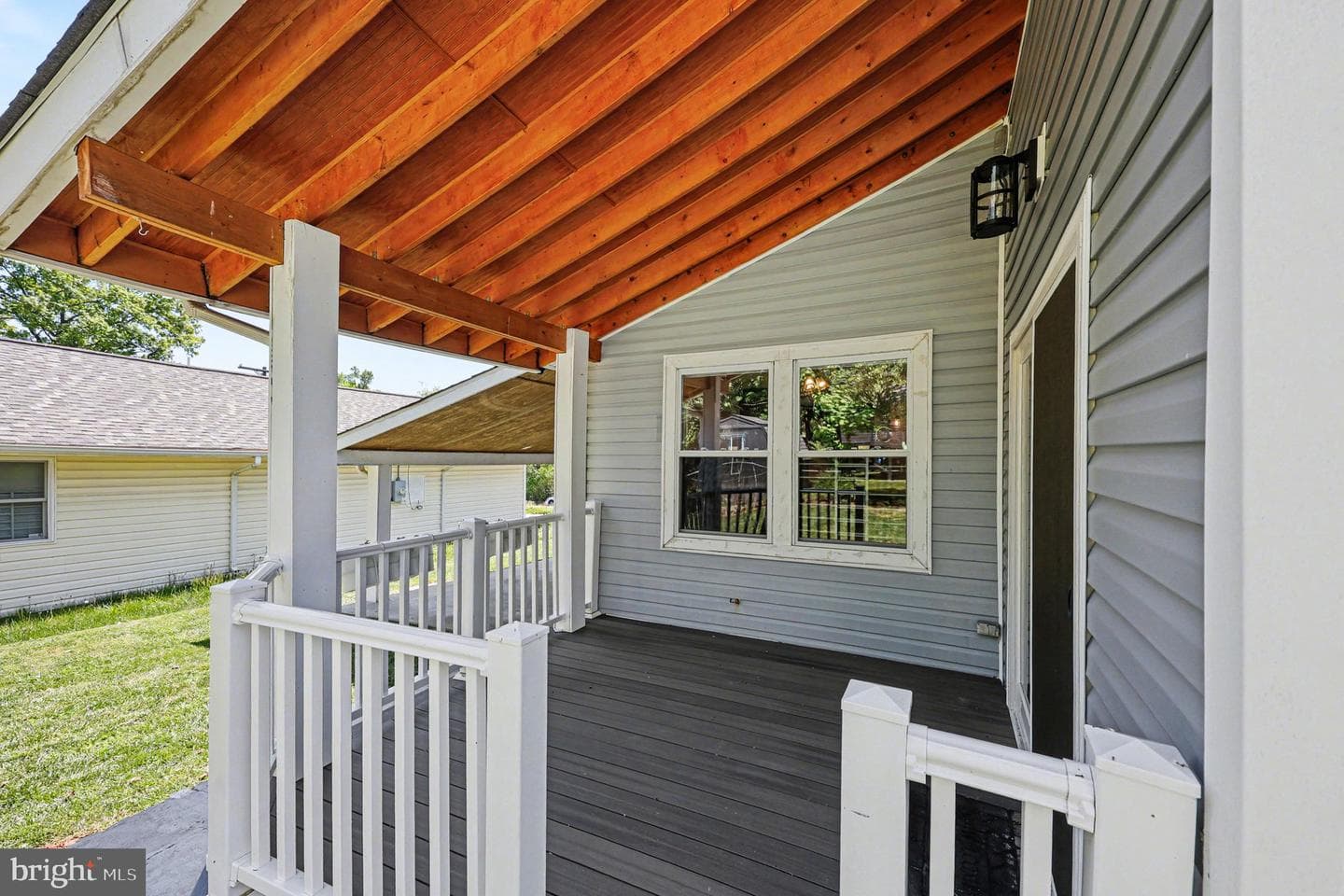 1602 Erskine Street photo 26