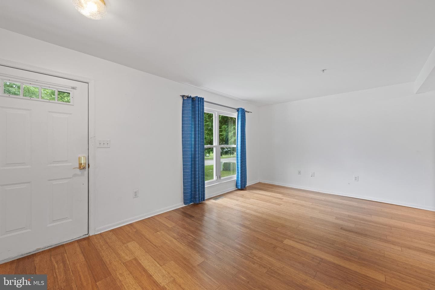 7503 Crestwood Court photo 8