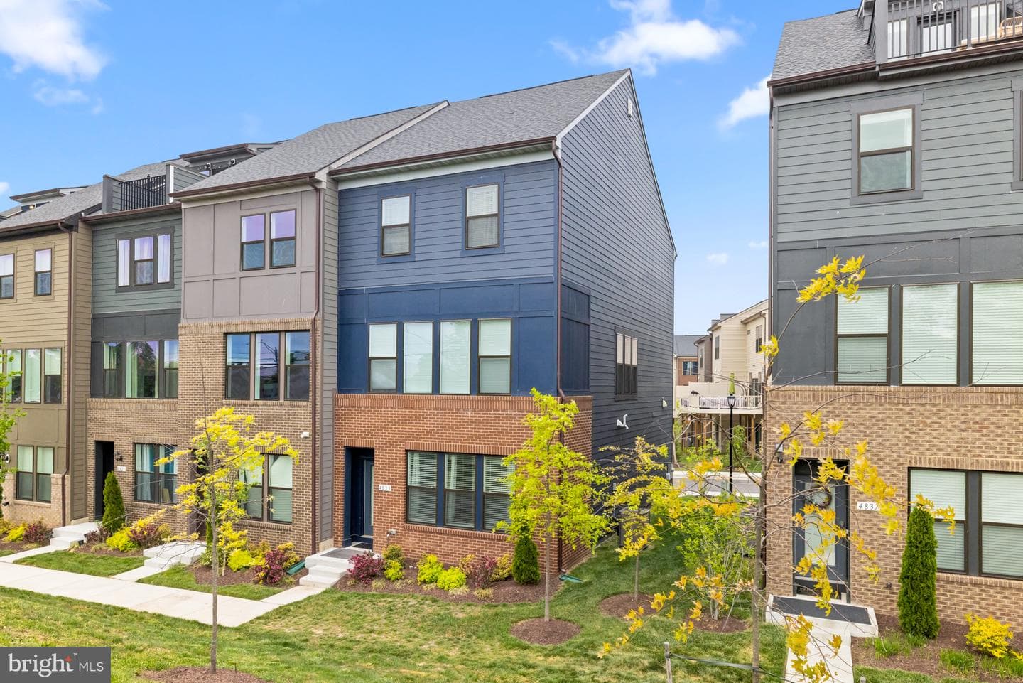 4833 Vista Green Lane, Lanham