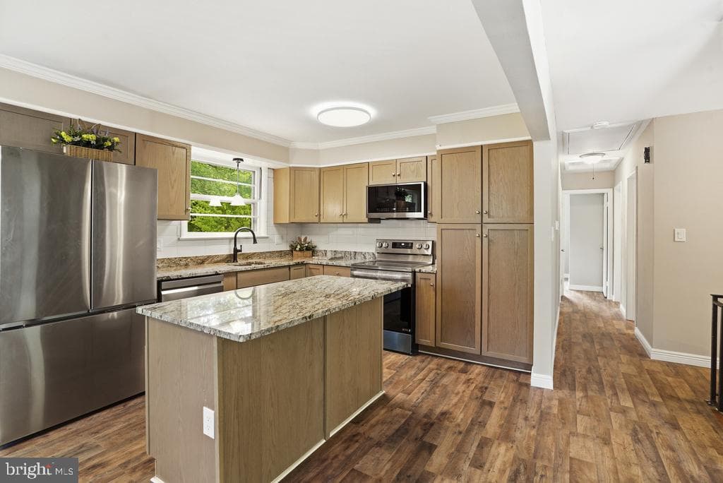 309 Cedar Ridge Drive photo 23
