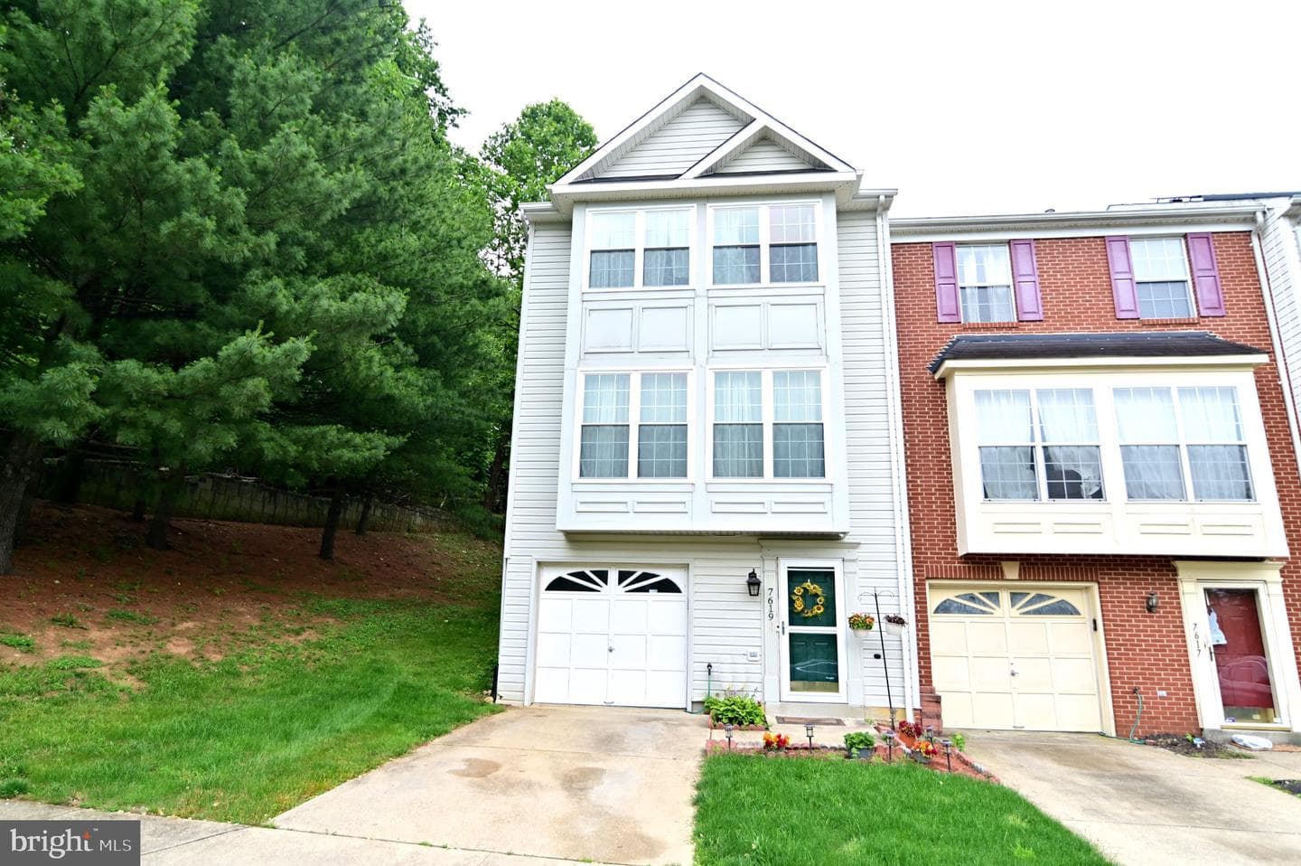 7619 Covent Gardens Court photo 2