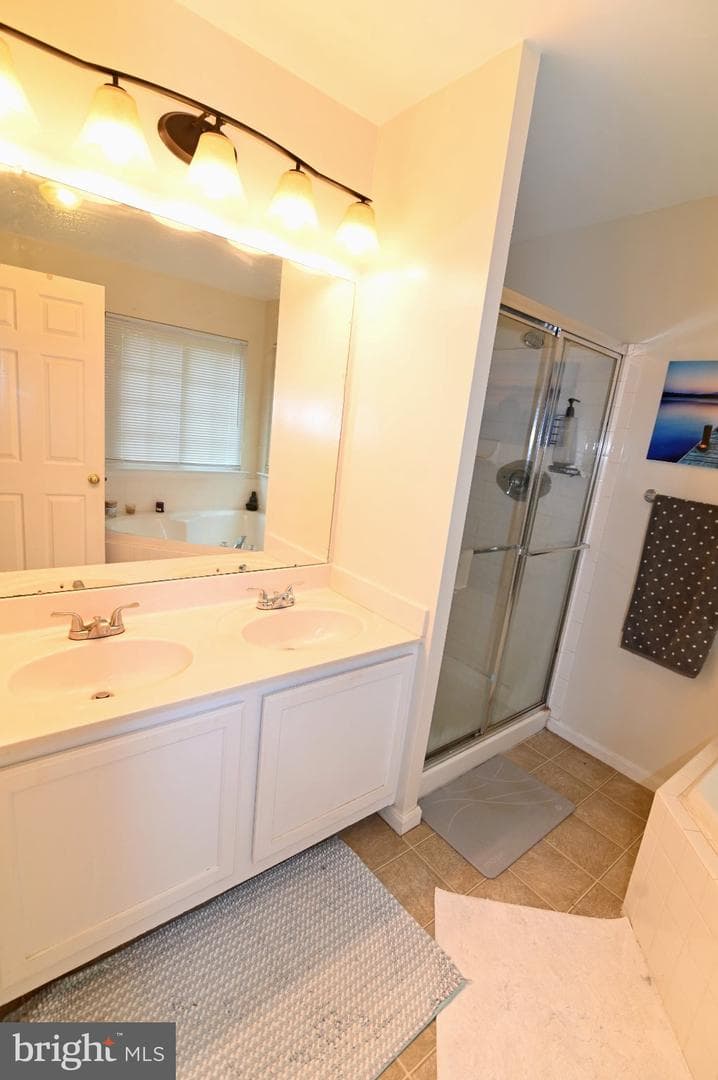 7619 Covent Gardens Court photo 27