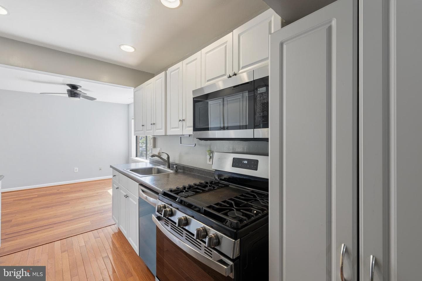 11200 Cherry Hill Road #52 photo 3