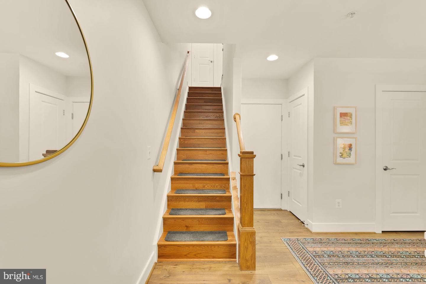 5714 45th Avenue photo 7