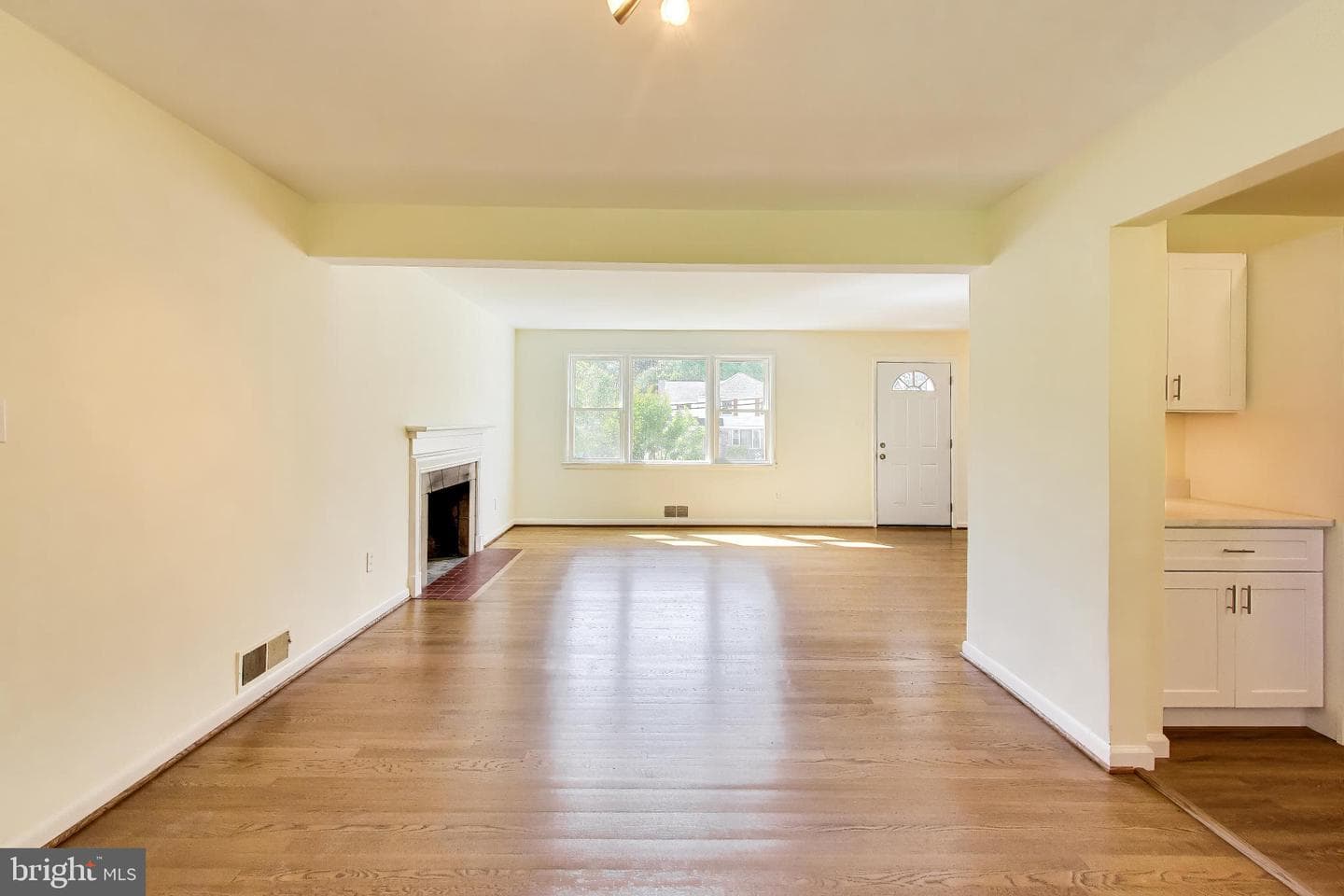 3205 Crest Avenue photo 6