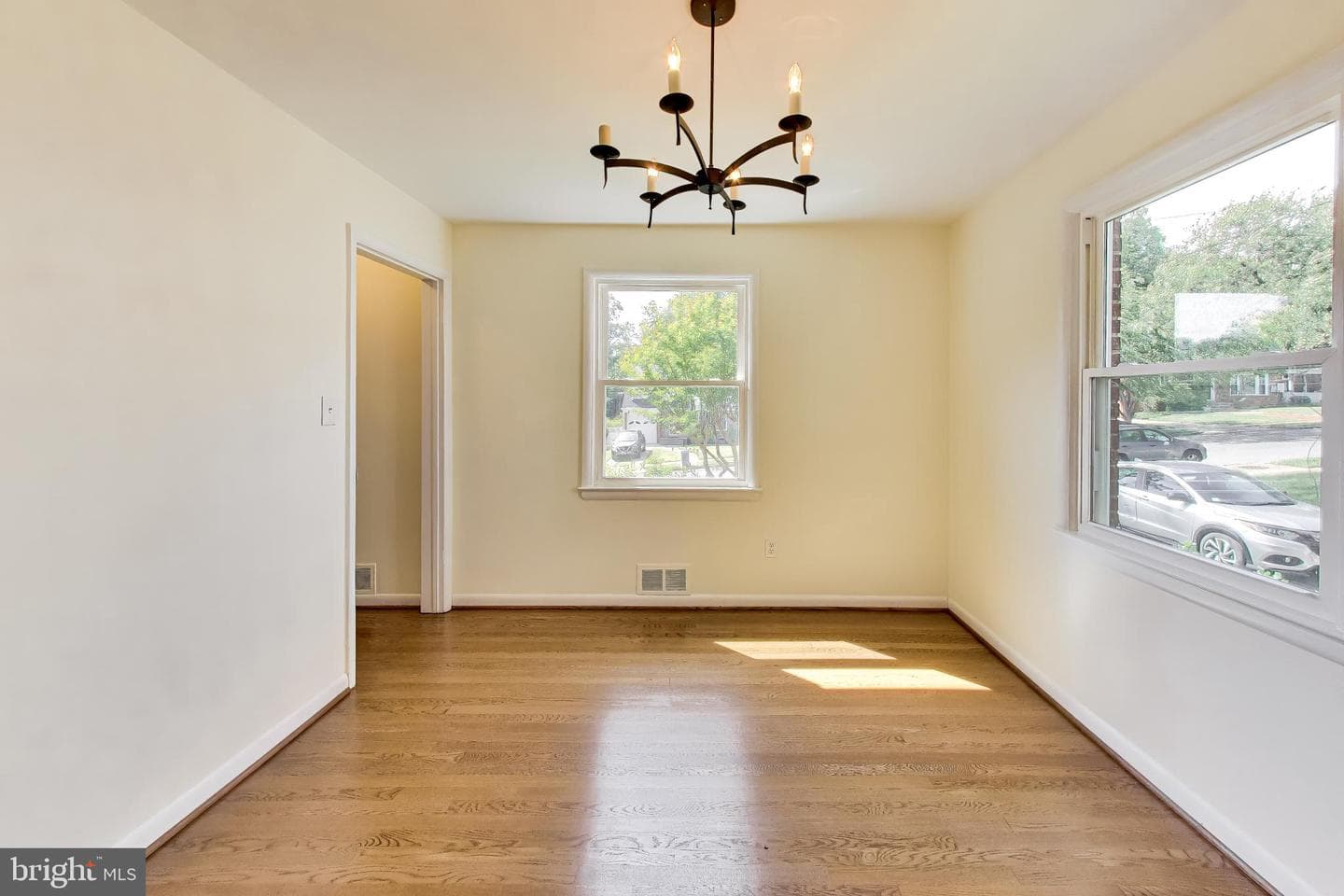 3205 Crest Avenue photo 8