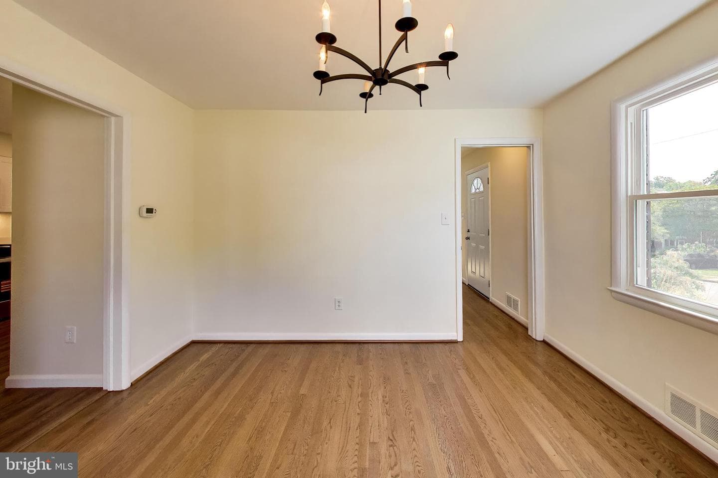 3205 Crest Avenue photo 9