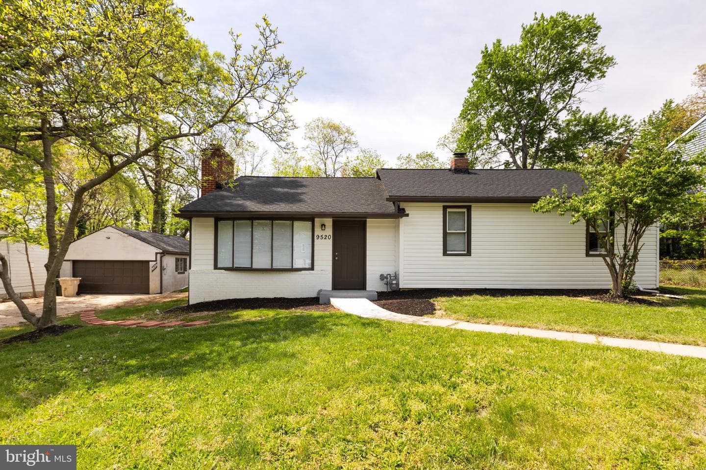 9520 48th Avenue, College Park