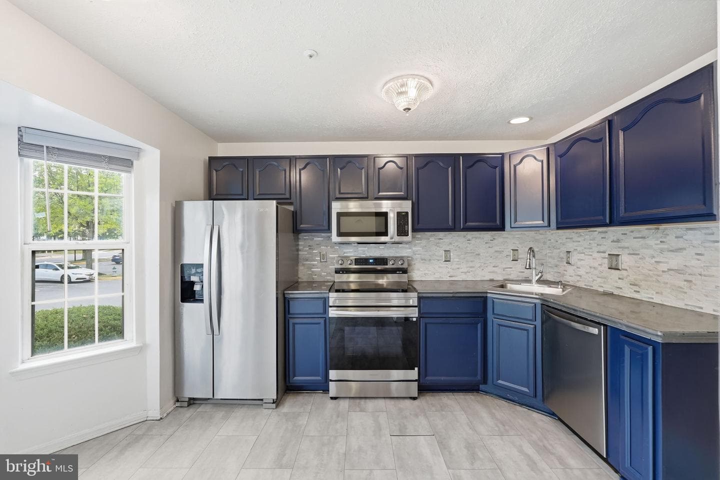 2303 Seton Way photo 4