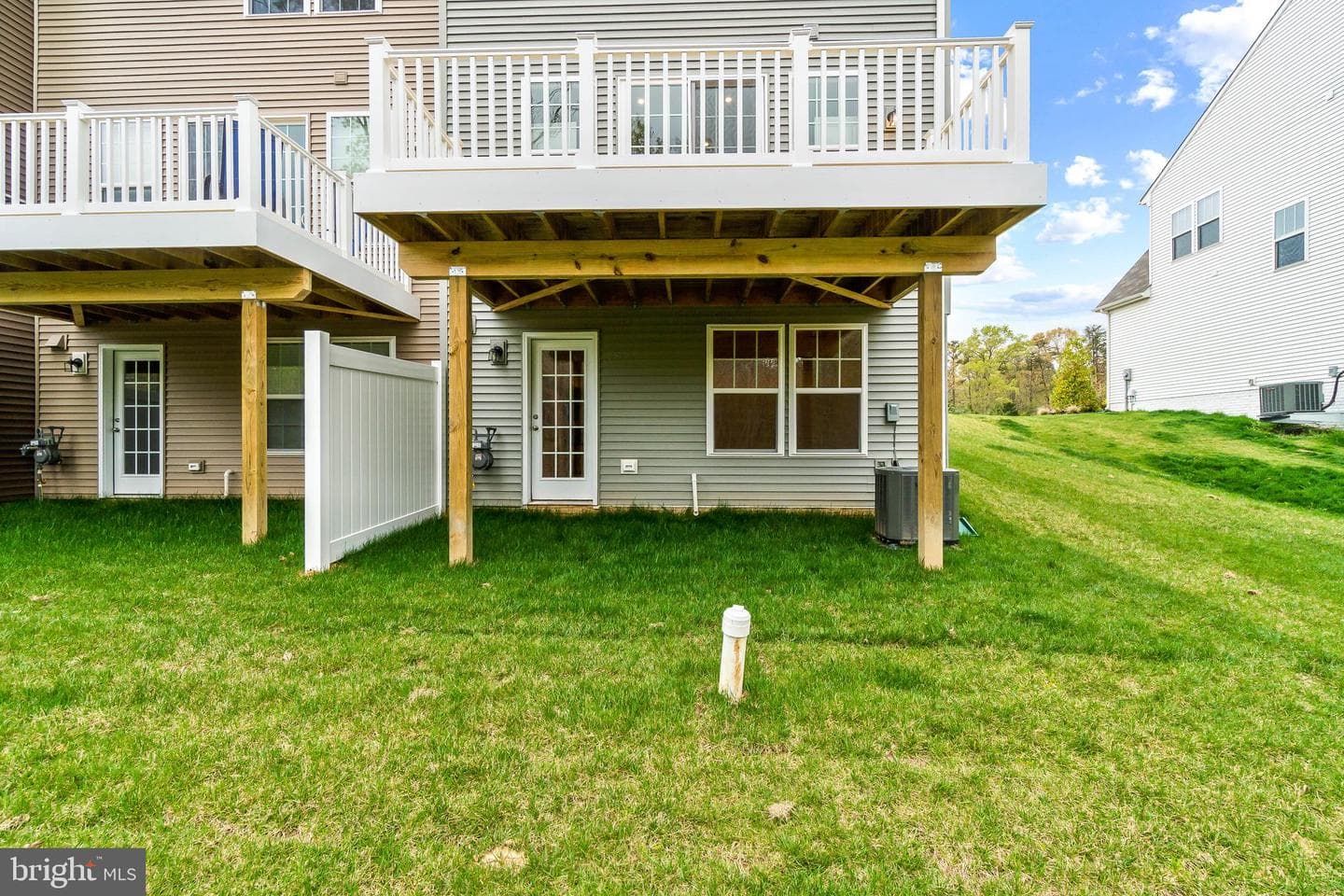 7113 Gladebrook Road photo 17