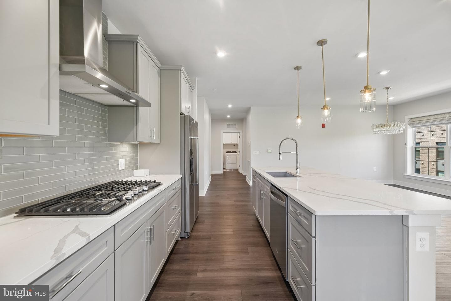 104 Saint Ives Place #402 photo 7