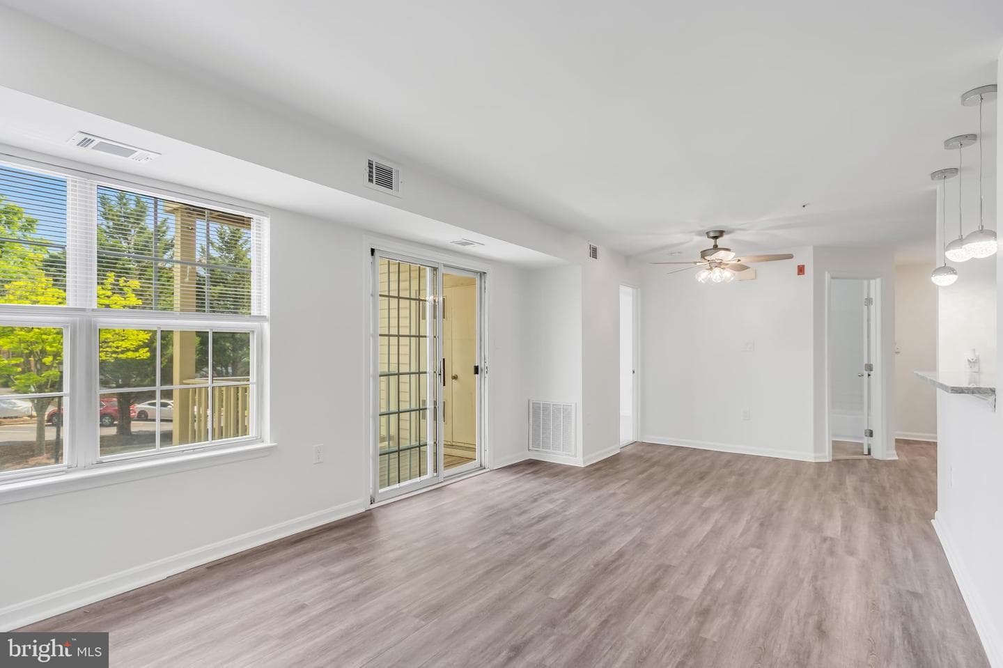 9700 Lake Pointe Court #202 photo 12