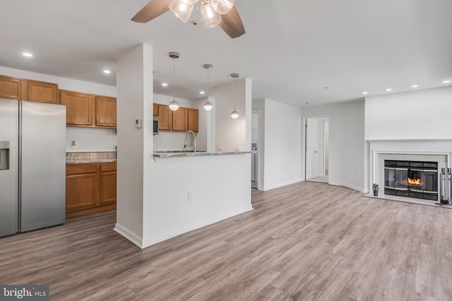 9700 Lake Pointe Court #202 photo 2