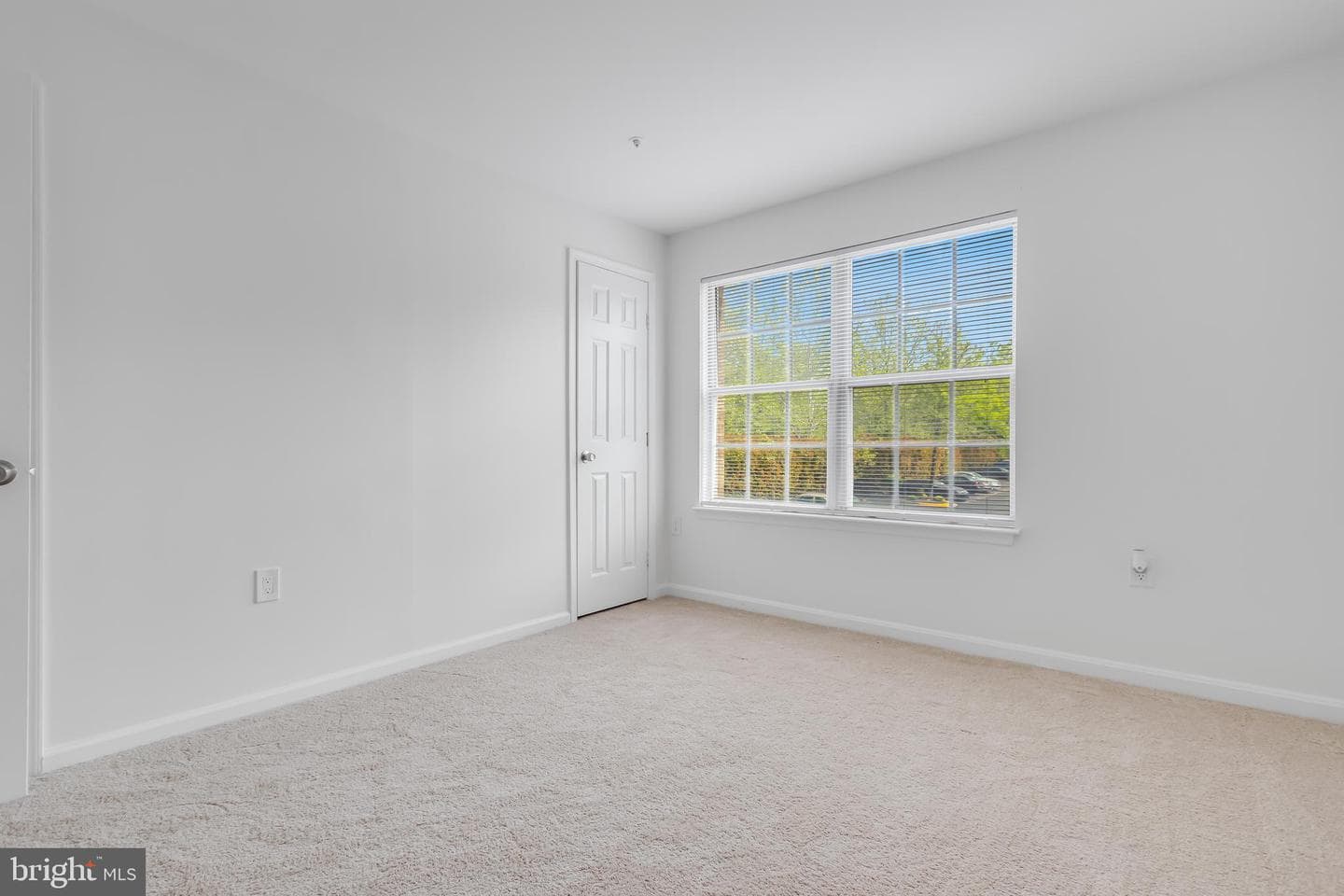 9700 Lake Pointe Court #202 photo 22