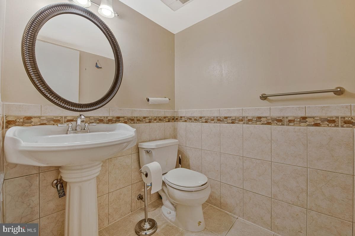 10721 Castleton Turn photo 19