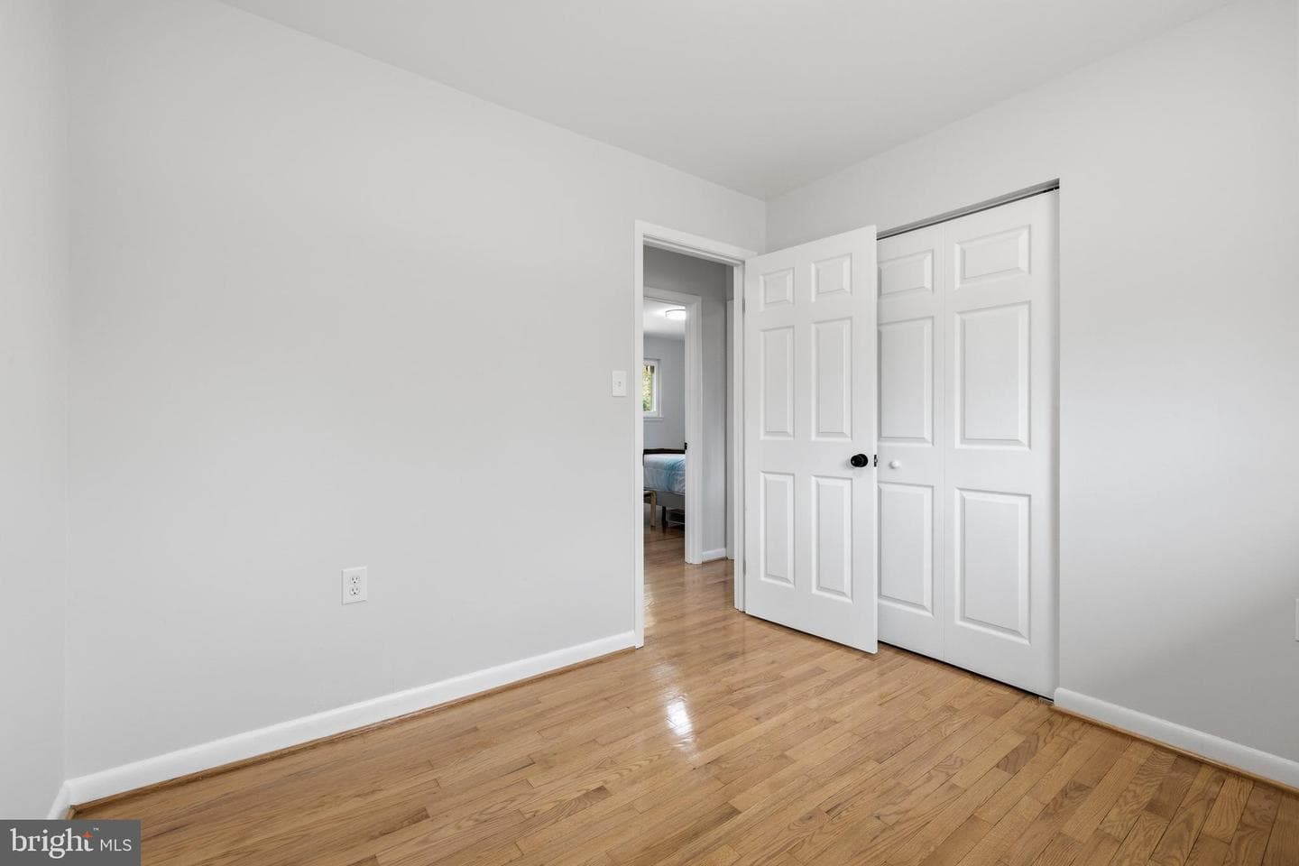 6109 Colonial Terrace photo 16