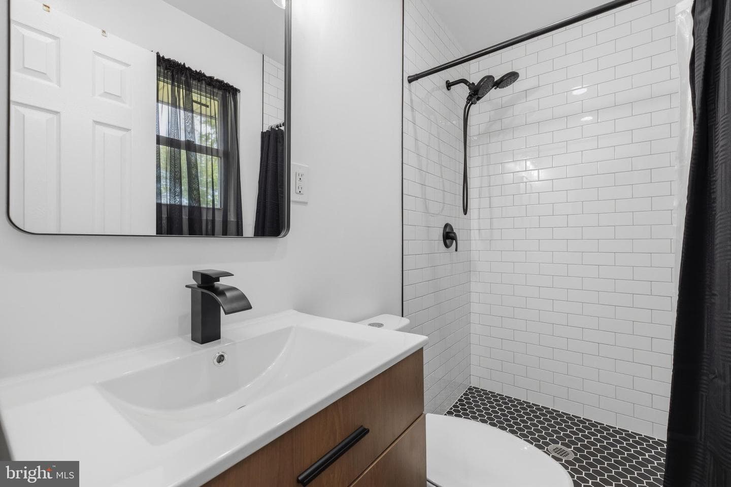 6109 Colonial Terrace photo 20
