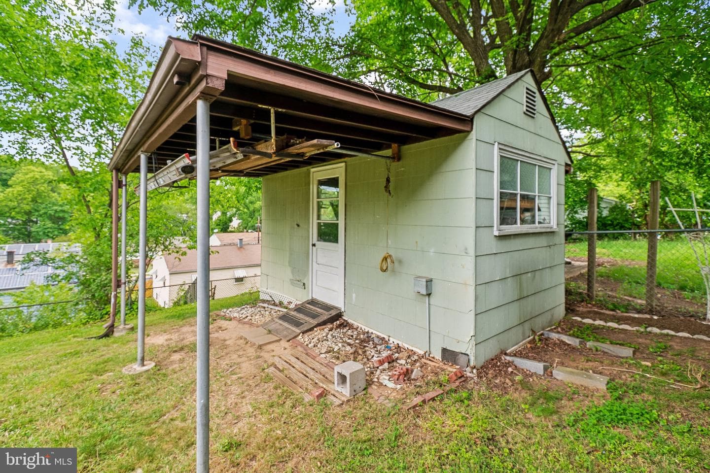 7302 Powhatan Street photo 39