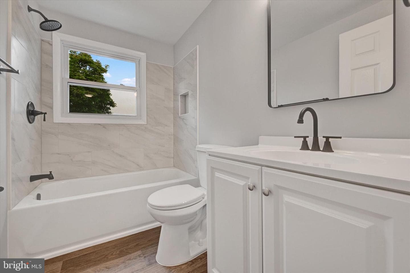 15308 Annapolis Road photo 14