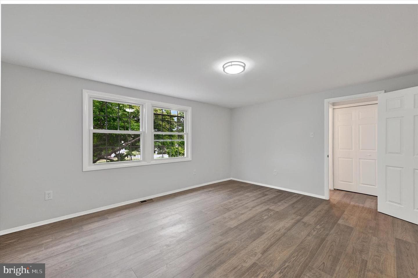 15308 Annapolis Road photo 17