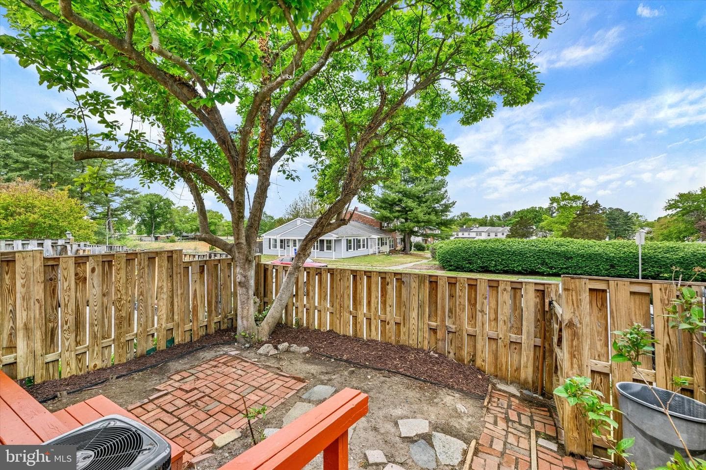 15308 Annapolis Road photo 26