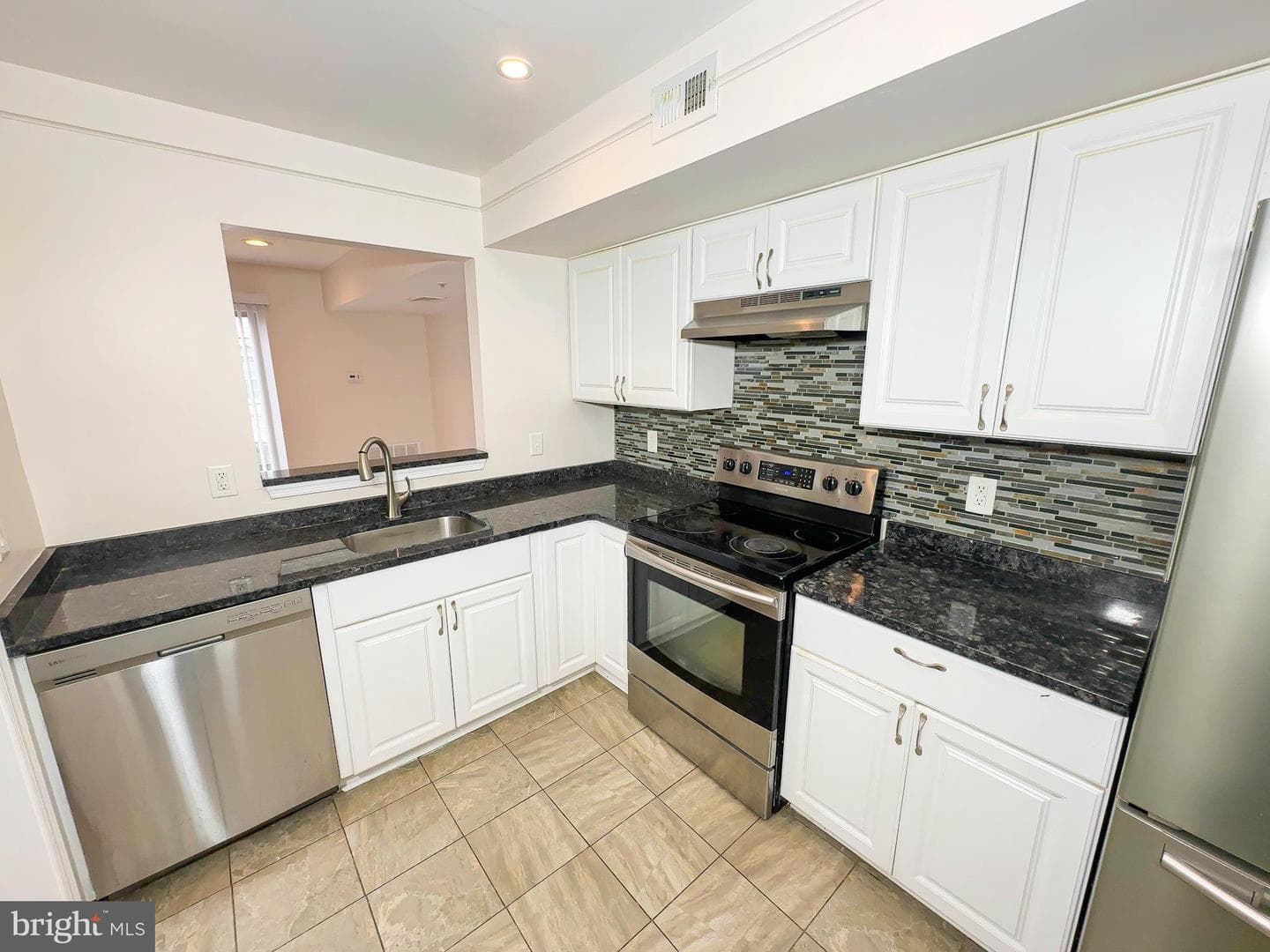 13909 King George Way # 355 photo 14
