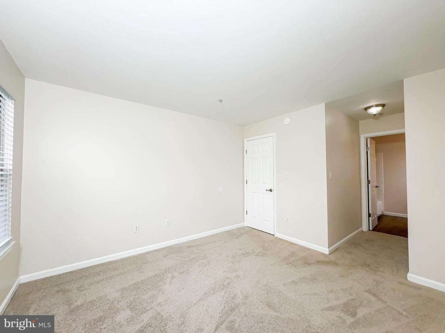 13909 King George Way # 355 photo 22