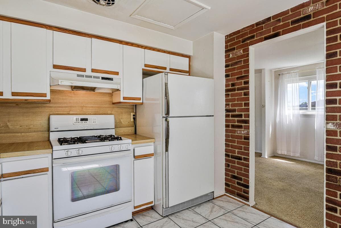 13307 Chalfont Avenue photo 13